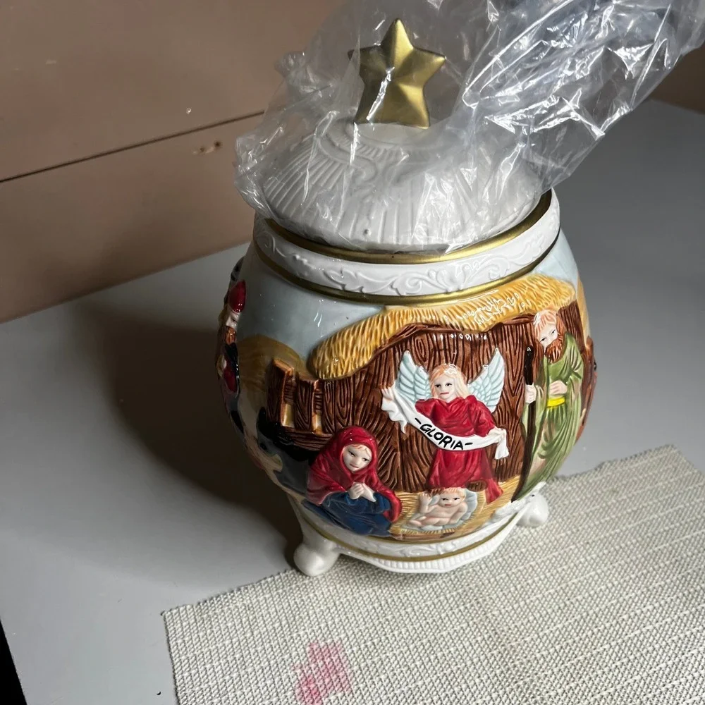 Jay‎ Import Nativity Scene Cookie Jar Hand Painted Earthenware Christmas 1168